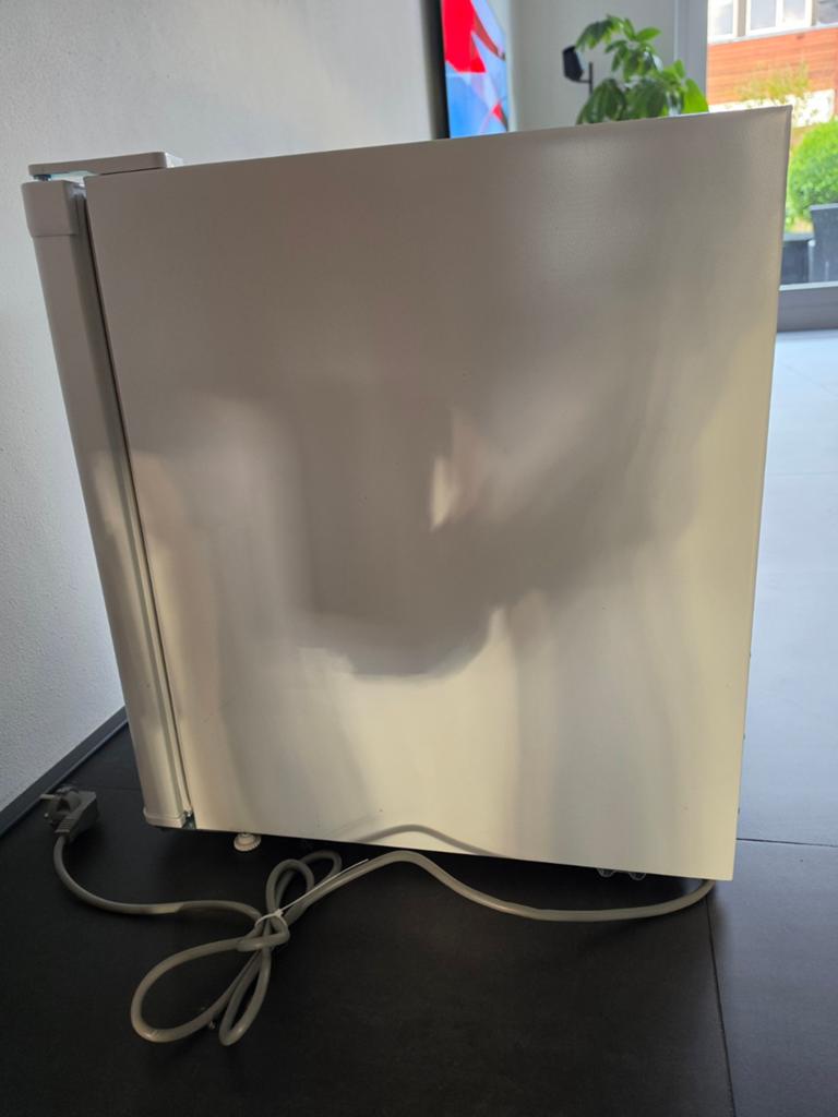 Compacte mini koelkast  merk NABO 1x gebruikt., Ophalen, Zonder vriesvak, Minder dan 45 cm, Minder dan 85 cm