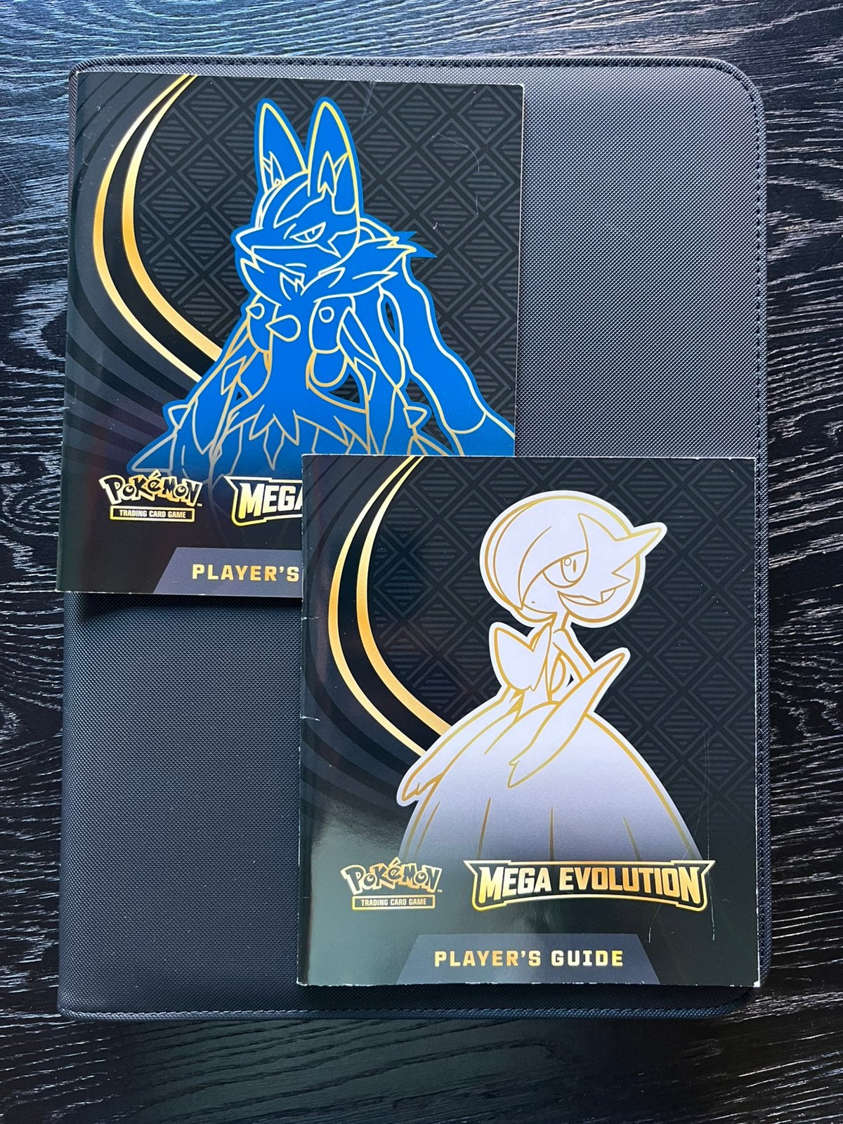 Mega Evolution base set compleet incl map, Ophalen, Zo goed als nieuw, Meerdere kaarten