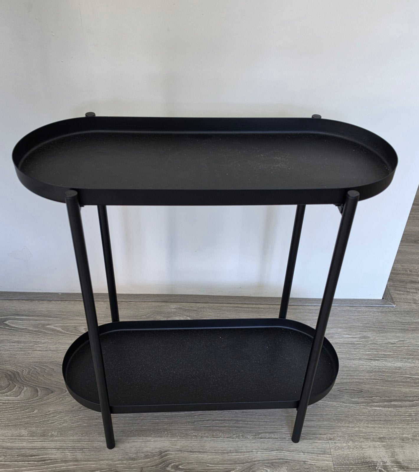 Stijlvolle zwarte plantenstandaard 2x, Ophalen, Modern, Industrieel, Metaal of Aluminium, 55 tot 75 cm