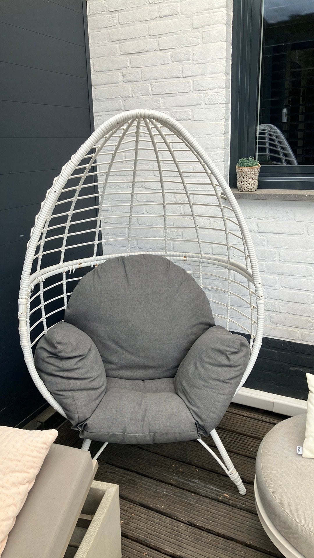 Eggchair, Ophalen, Gebruikt
