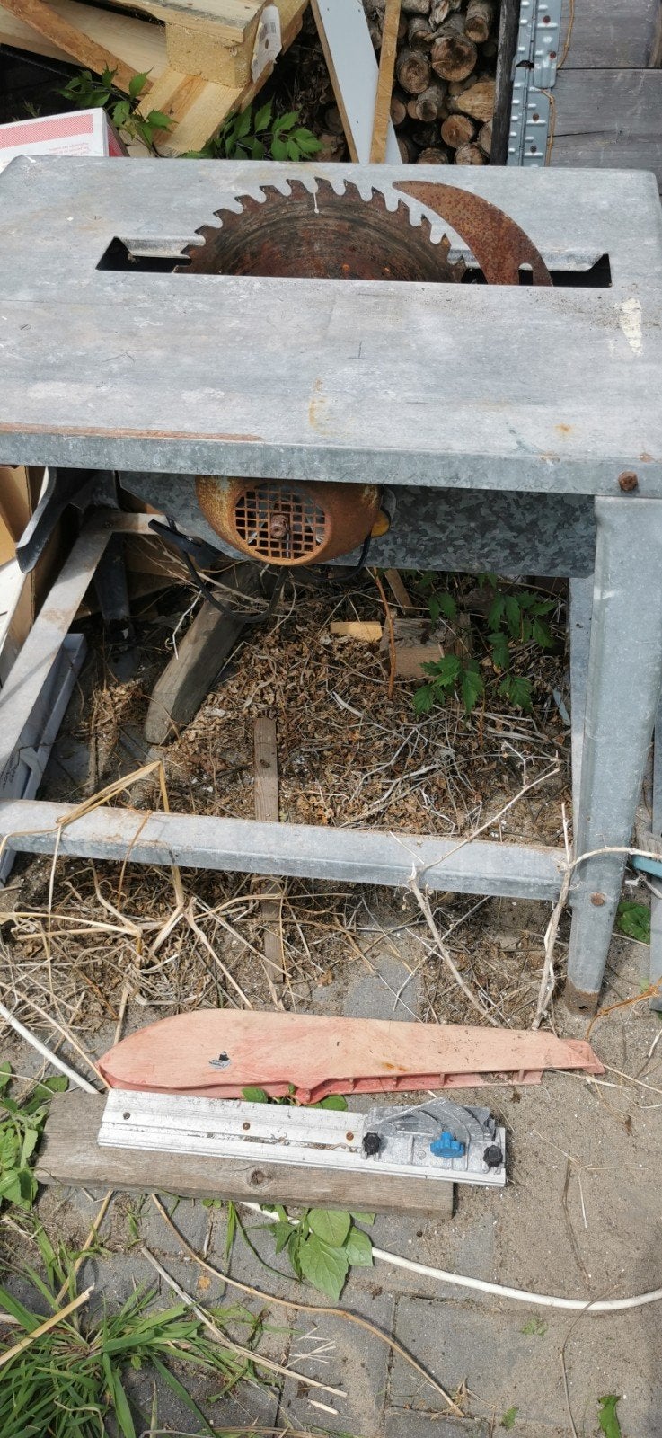 Oude Cirkelzaag op Tafel - Opknapper/Onderdelen, Gebruikt, Cirkelzaag, Ophalen of Verzenden, 30 tot 70 mm