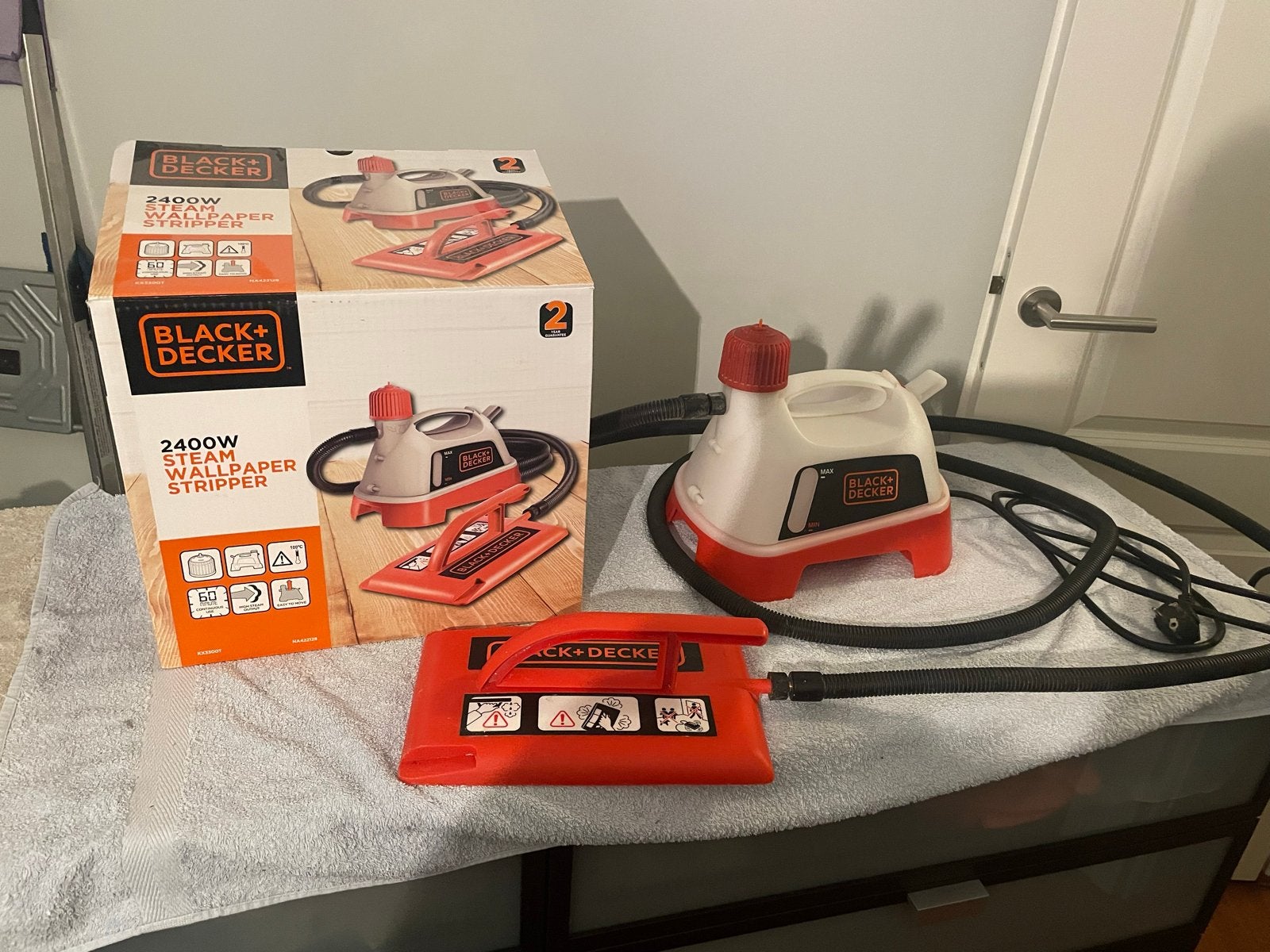 Black+Decker 2400W Stoom Behangafstomer - Zo goed als nieuw, Ophalen, Gebruikt