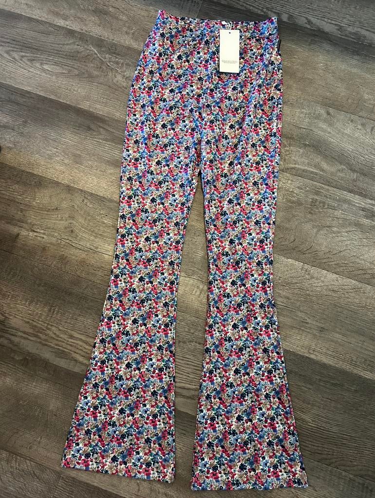 Colourful Rebel flared pants flower, maat S, Overige kleuren, Nieuw, Ophalen of Verzenden, Maat 36 (S)