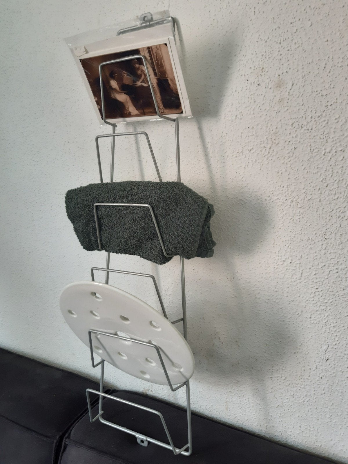 Handoek-,magazine-,"dekselrek " houder ,stoer brocante, Ophalen of Verzenden