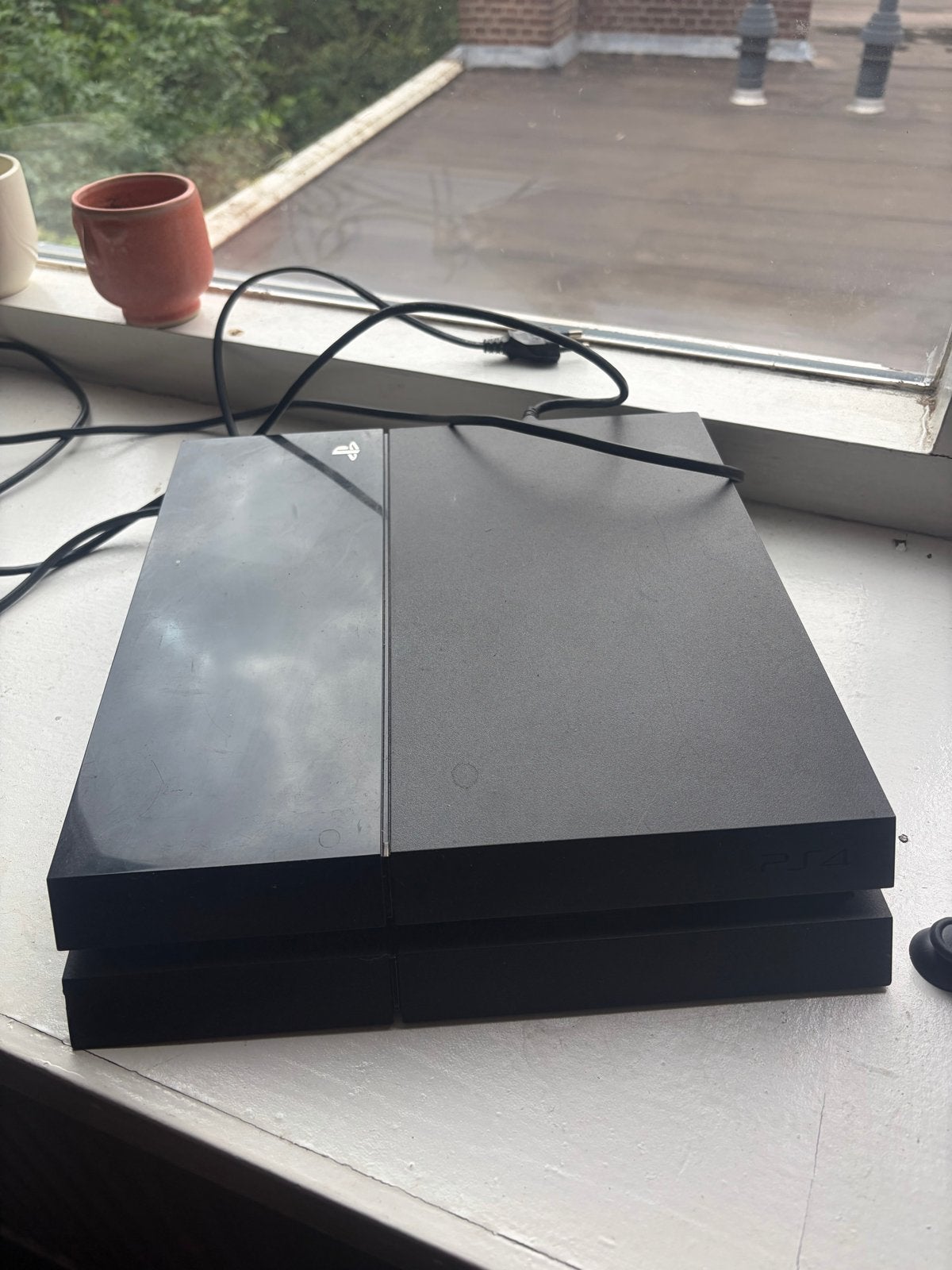 PlayStation 4 Slim 500GB met 2 controllers en oplaaddock, Spelcomputers en Games, Spelcomputers | Sony PlayStation 4, Met 2 controllers
