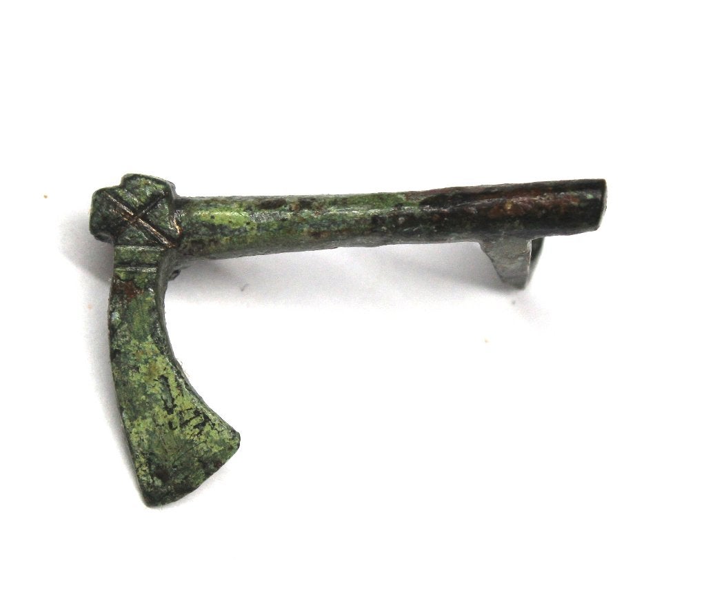 Bodemvondst Romeinse Bronzen Bijl Fibula, Verzenden, Brons