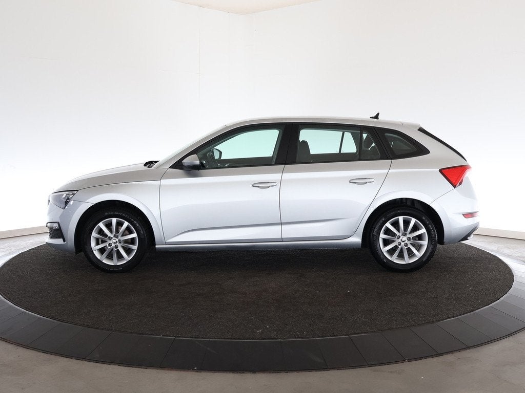 Skoda Scala 1.0 TSI Business Edition (bj 2021), Auto's, Skoda, 21 km/l, 1232 kg, 610 kg, 49 €/maand