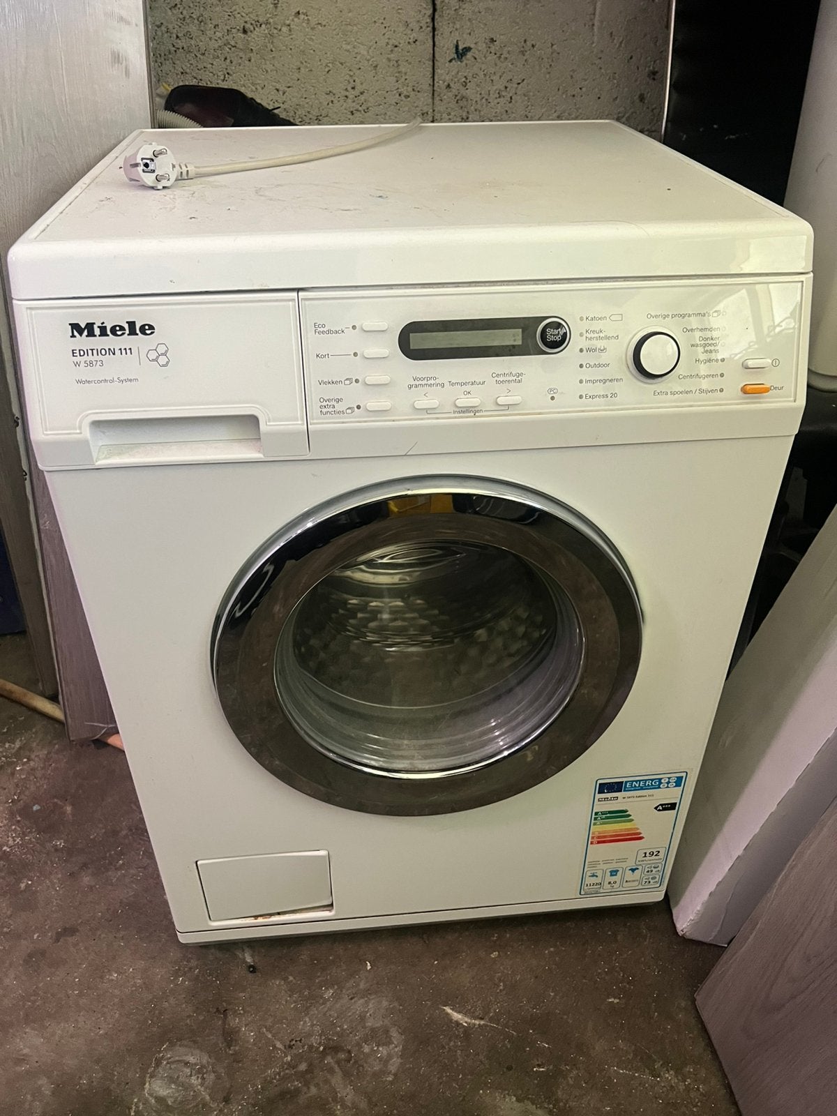 Wasmachine miele wit, Witgoed en Apparatuur, Wasmachines, Ophalen, Zo goed als nieuw, 1200 tot 1600 toeren, 85 tot 90 cm