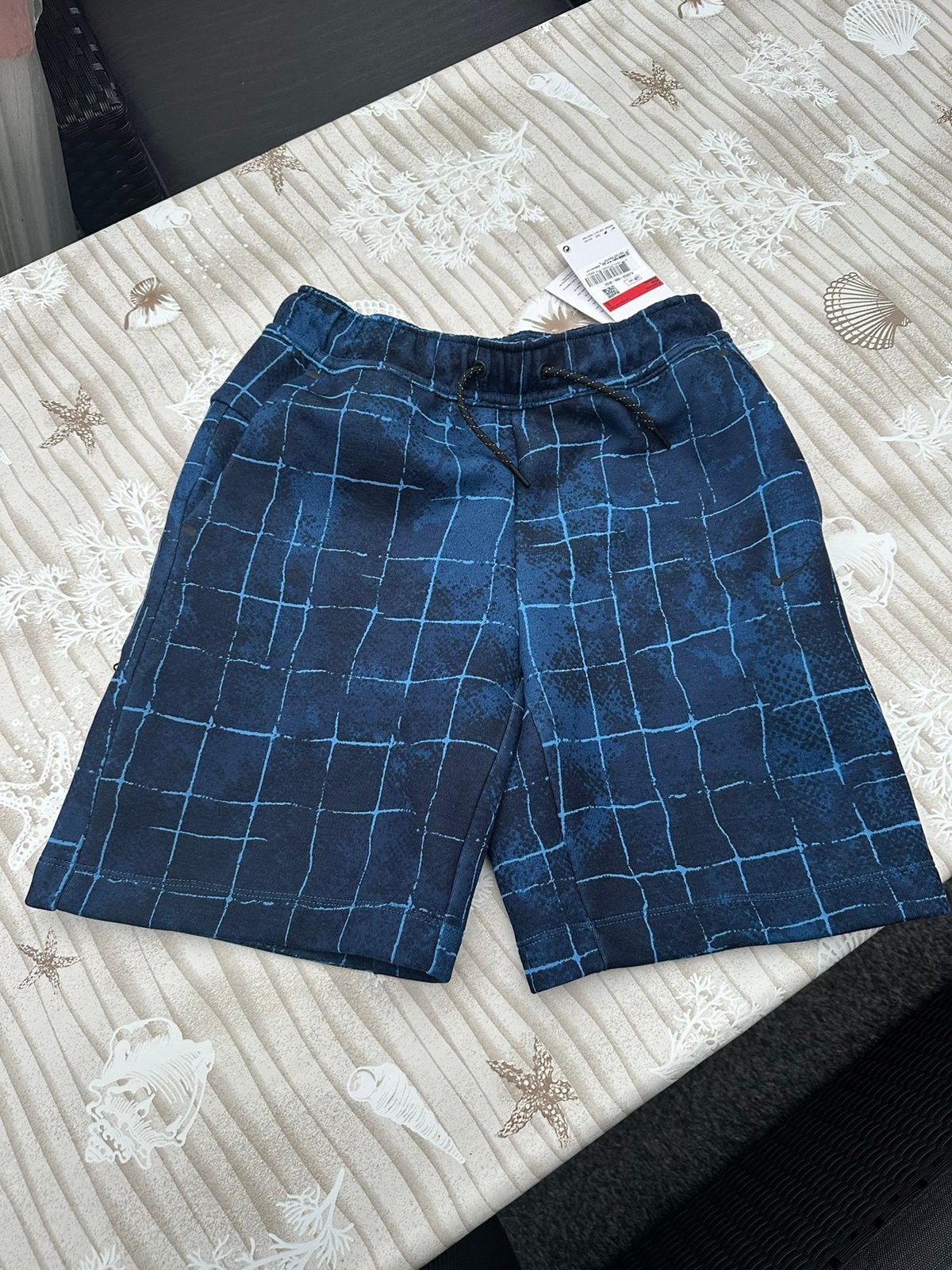 Nike tech korte broek, Ophalen of Verzenden, Nieuw, Jongen, Broek