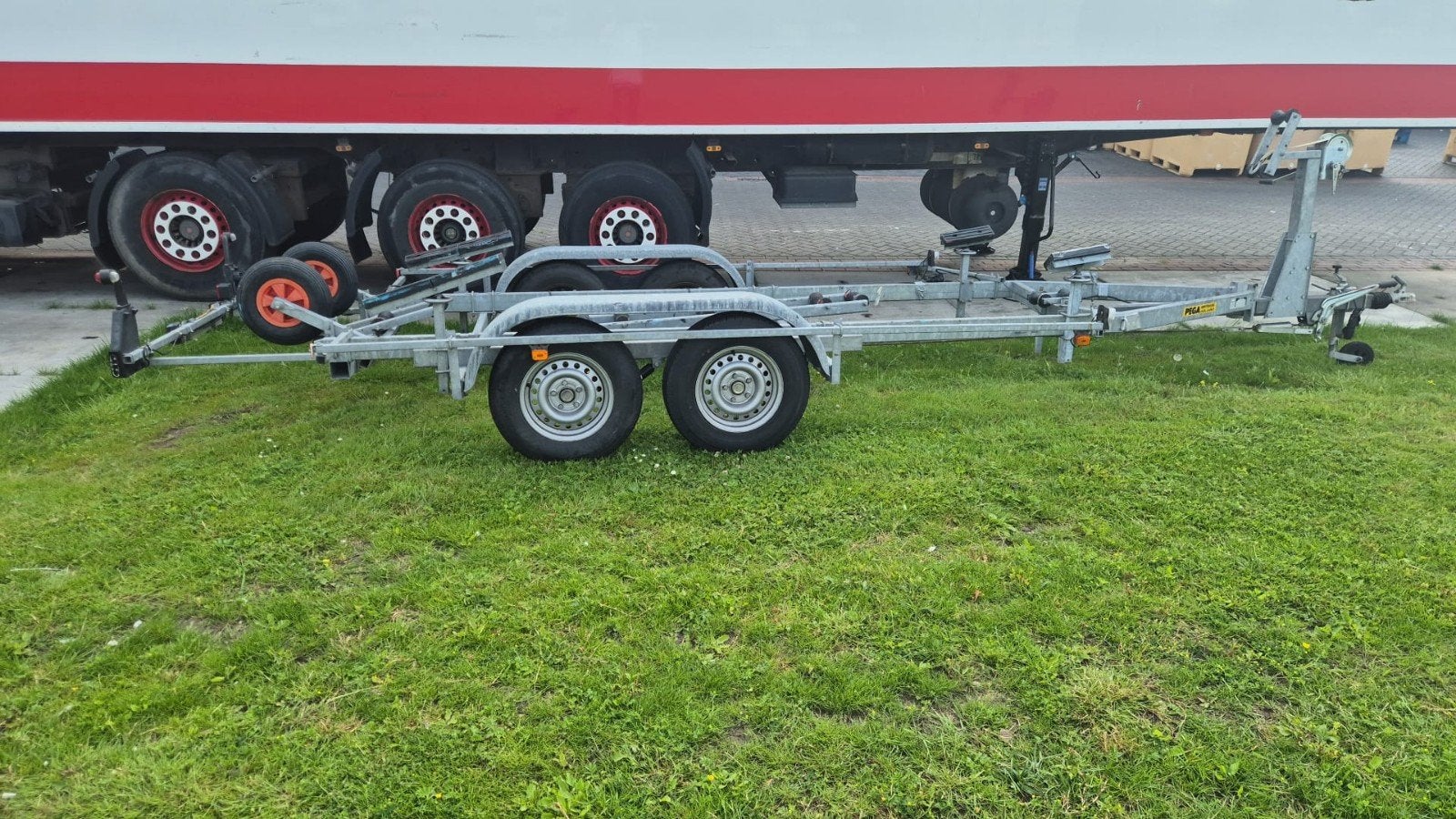 Te koop boottrailer pega, Watersport en Boten, Boottrailers, Ophalen of Verzenden, Minder dan 6 meter, Overige typen