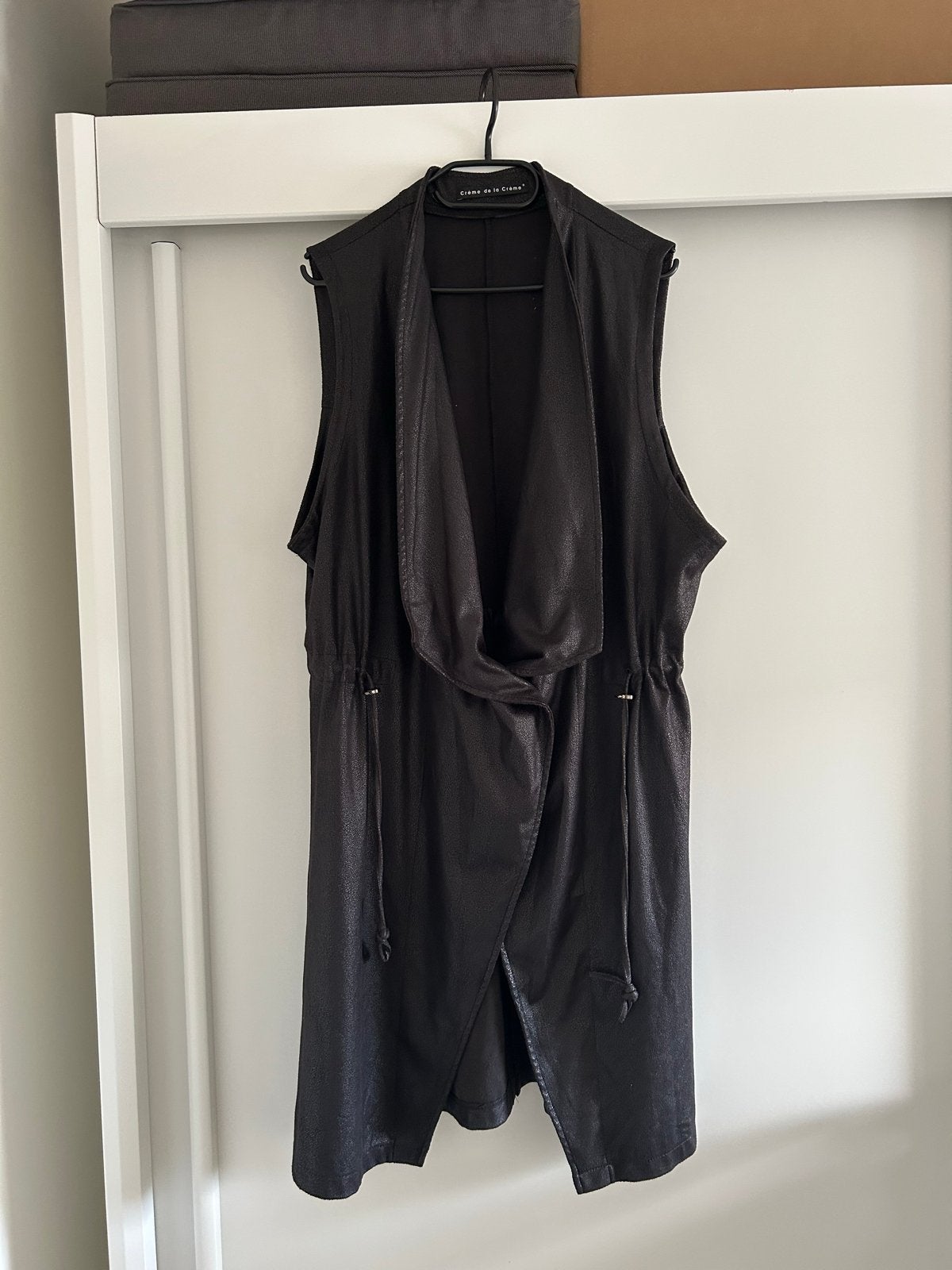 Crème de la Crème mouwloos vest zwart, Ophalen of Verzenden, Zo goed als nieuw, Maat 46/48 (XL) of groter, Zwart