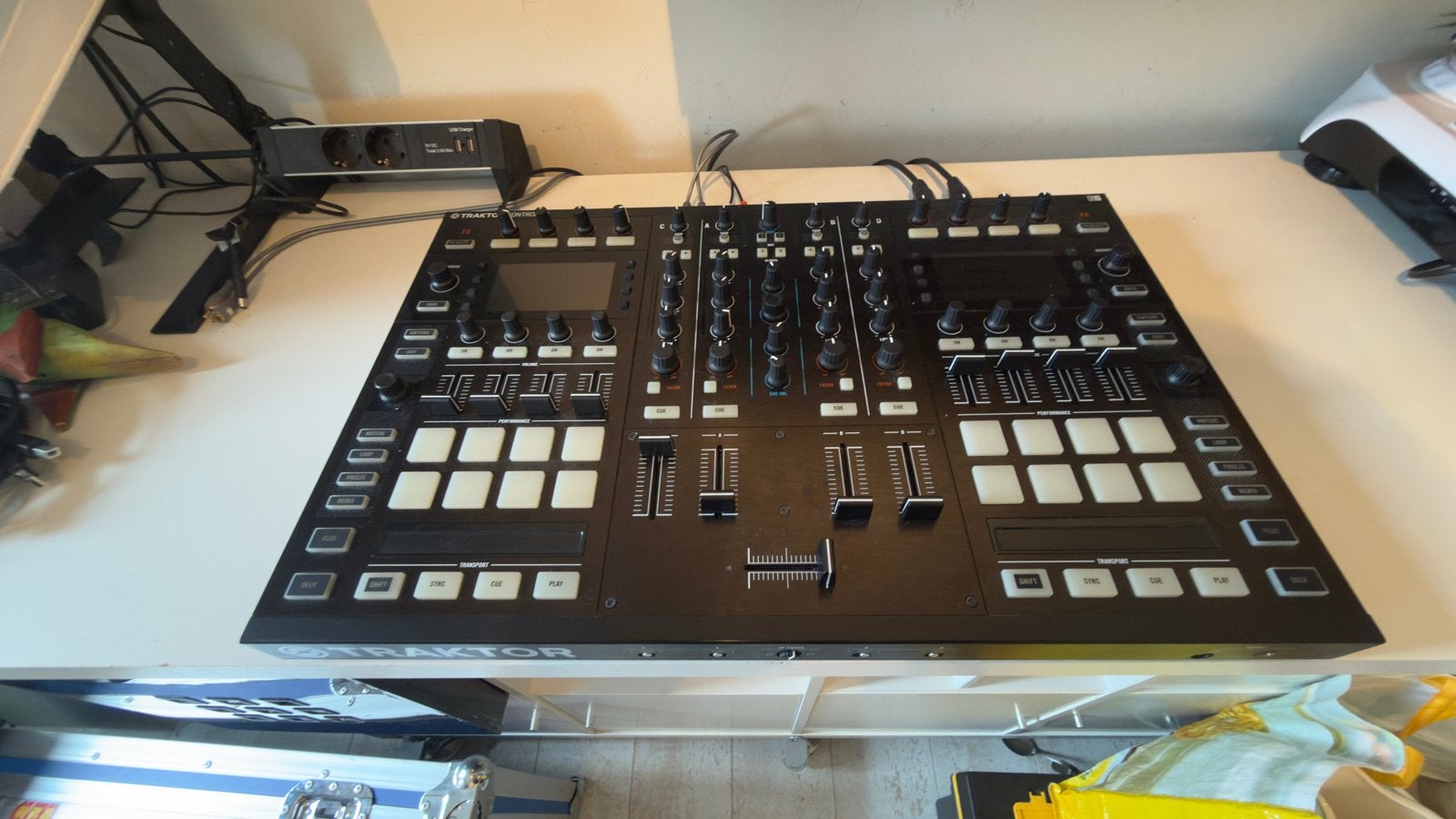 Native Instruments Traktor Kontrol S8 DJ Controller, Ophalen of Verzenden, Gebruikt, Dj-set, Overige merken
