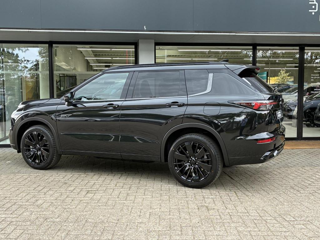 Mitsubishi Outlander 2.4 PHEV BlackEdition NIEUW UIT VOORRAA, Automaat, 2095 kg, Outlander, 4 cilinders