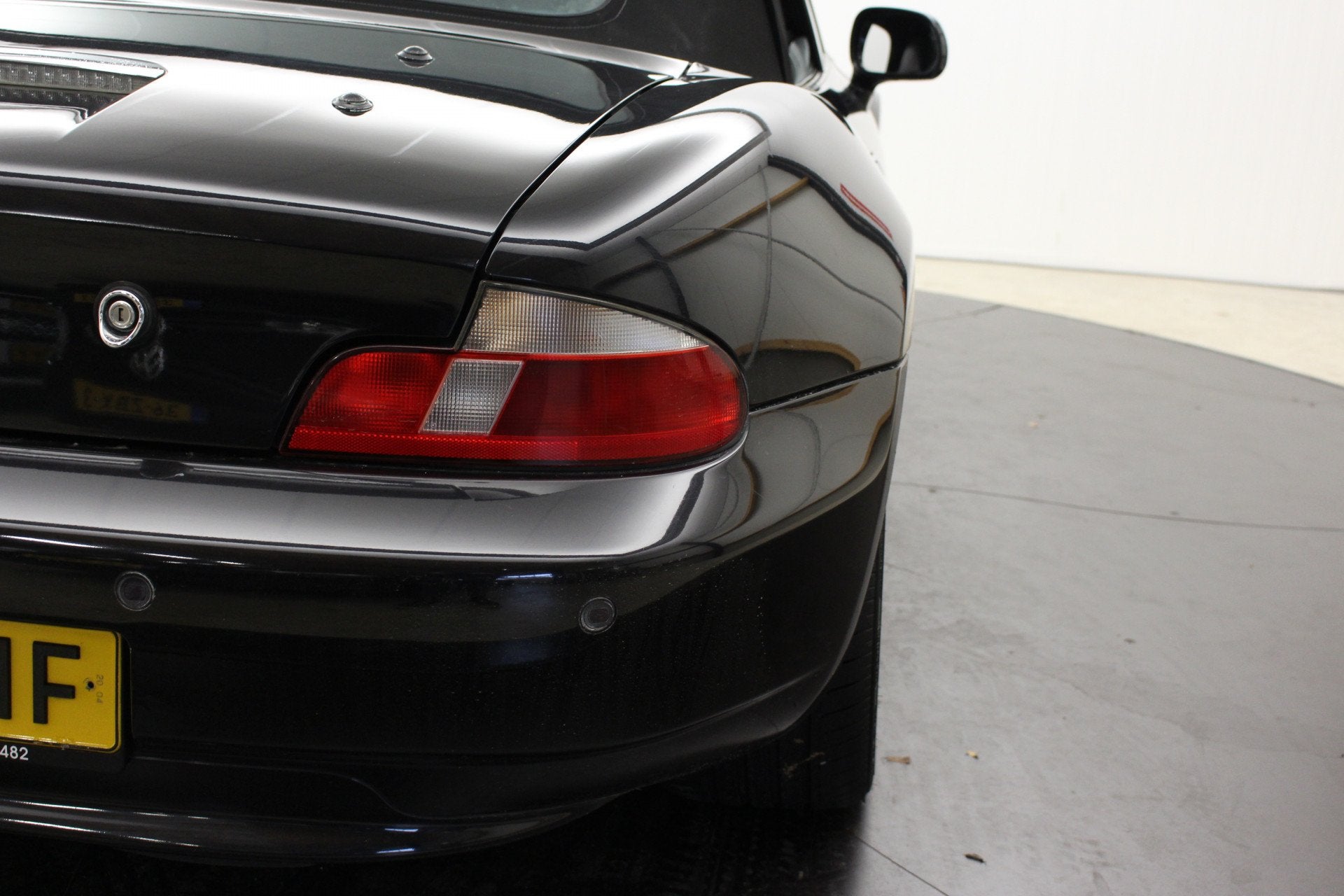 Foto 13 van BMW Z3 2.8 6 Cil.194PK Aut Widebody top conditie EL Kap Leer