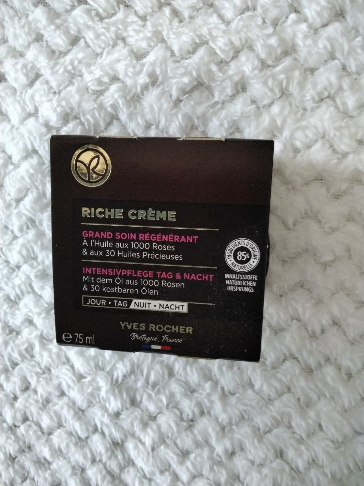 Yves Rocher Riche Crème Dag & Nacht Crème 75ml, Ophalen of Verzenden, Nieuw, Gehele gezicht, Verzorging