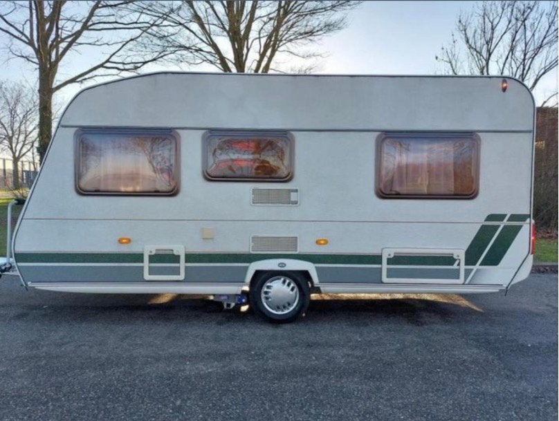 Nette Chateau Calista 450 uit 2003 met mover en complete inb, Particulier, Mover, Chateau