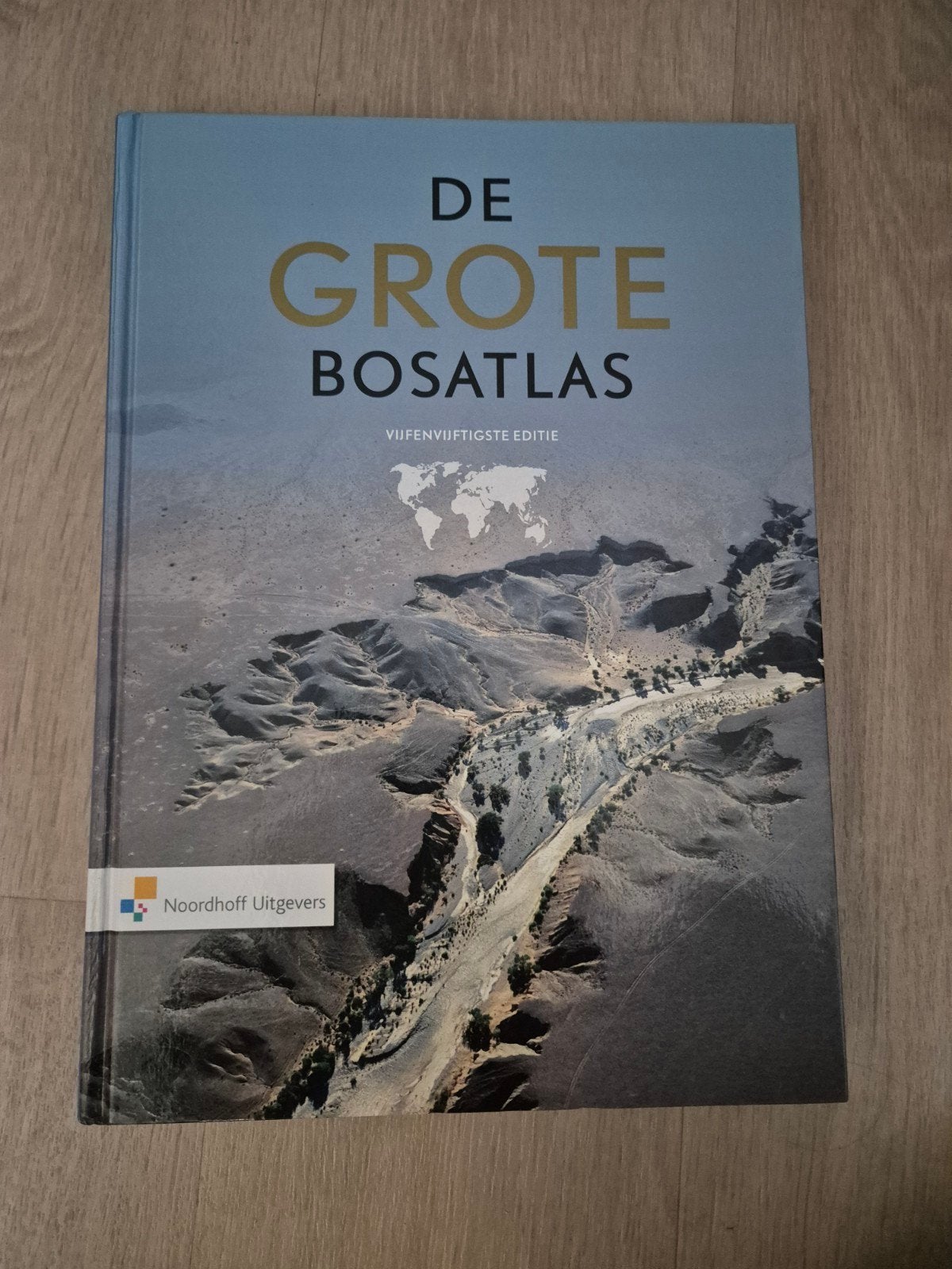 De Grote Bosatlas - Vijfenveertigste Editie in goede staat, Gelezen, Bosatlas, 2000 tot heden, Ophalen of Verzenden