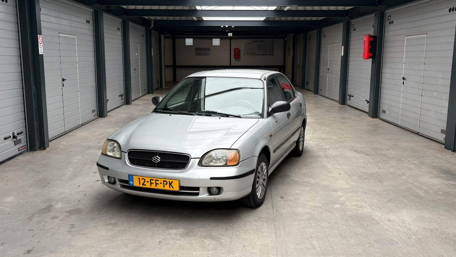 Suzuki Baleno 1.8 GTX AUT 2000 Grijs, Auto's, 40 €/maand, 4 cilinders, Zilver of Grijs, Voorwielaandrijving