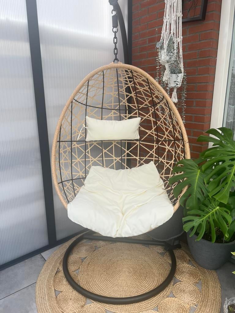 Hangstoel / egg chair, Tuin en Terras, Ophalen, Zo goed als nieuw, Rotan