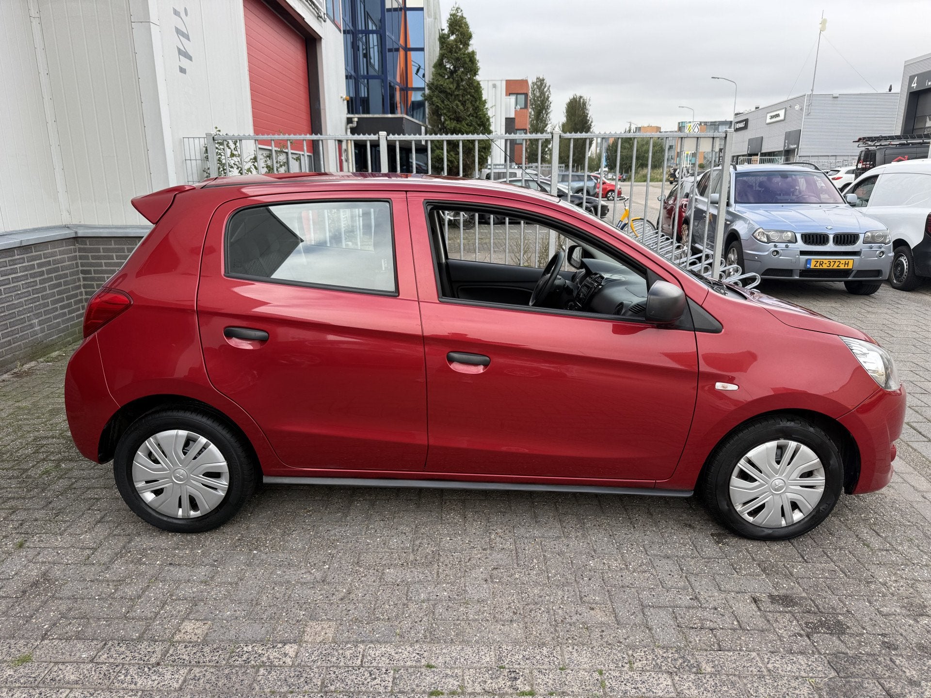 Mitsubishi Space Star 1.0 Inform (bj 2013), Auto's, Voorwielaandrijving, Euro 5, Stof, Gebruikt