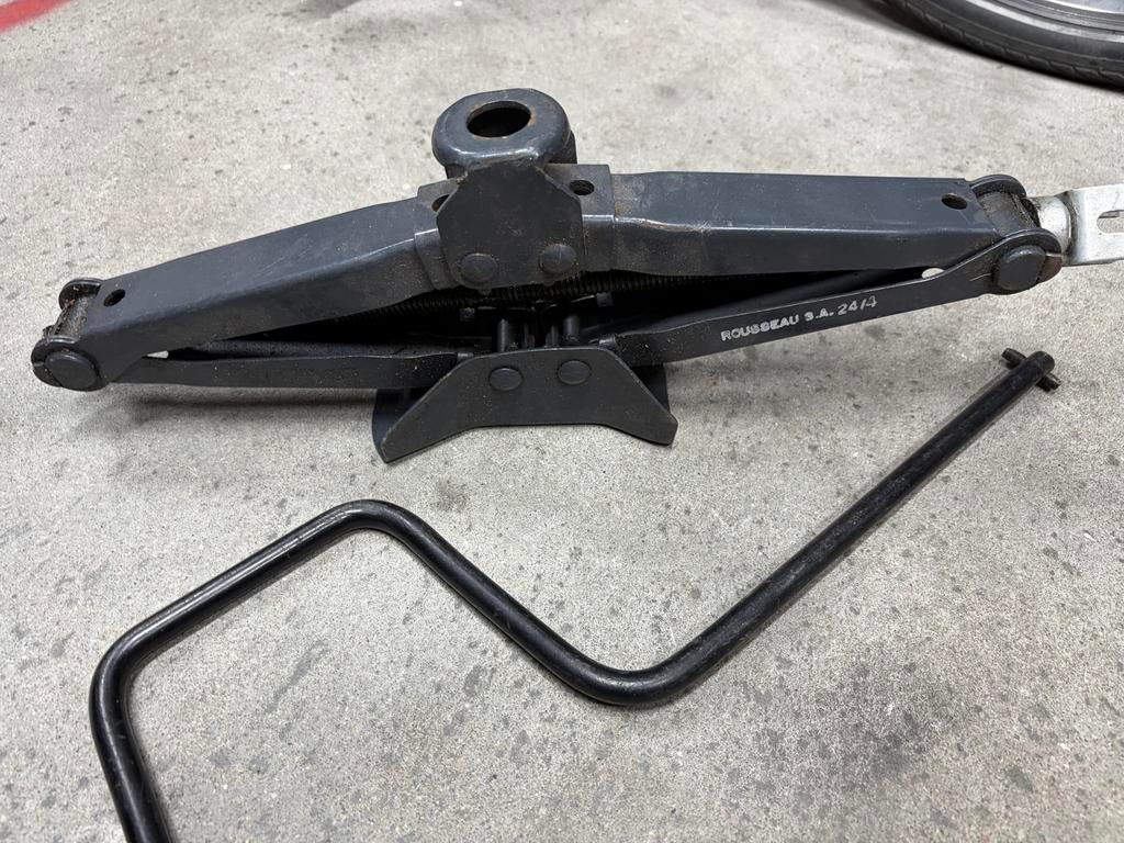 IJzeren schaarkrik met sleutel/slinger, Ophalen of Verzenden, Gebruikt, Mechanisch, Schaarkrik