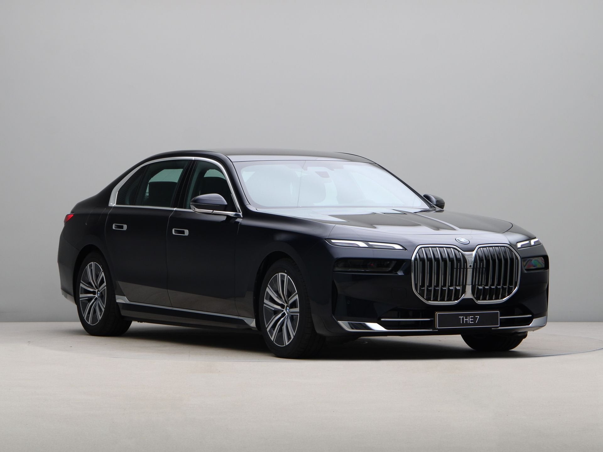BMW 7 Serie 750e xDrive M Sport (bj 2026, automaat), Auto's, Automaat, Skiluik, Gebruikt, Overige brandstoffen