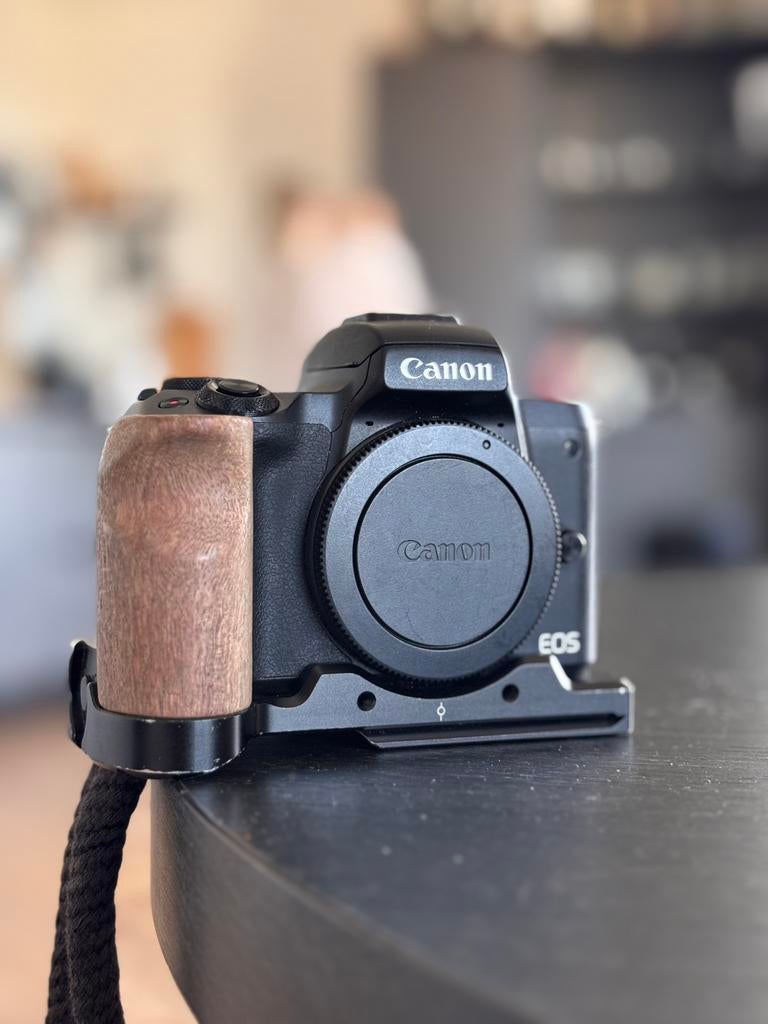 Zeer complete Canon Eos MARK II, Ophalen, Gebruikt, Canon, Geen optische zoom
