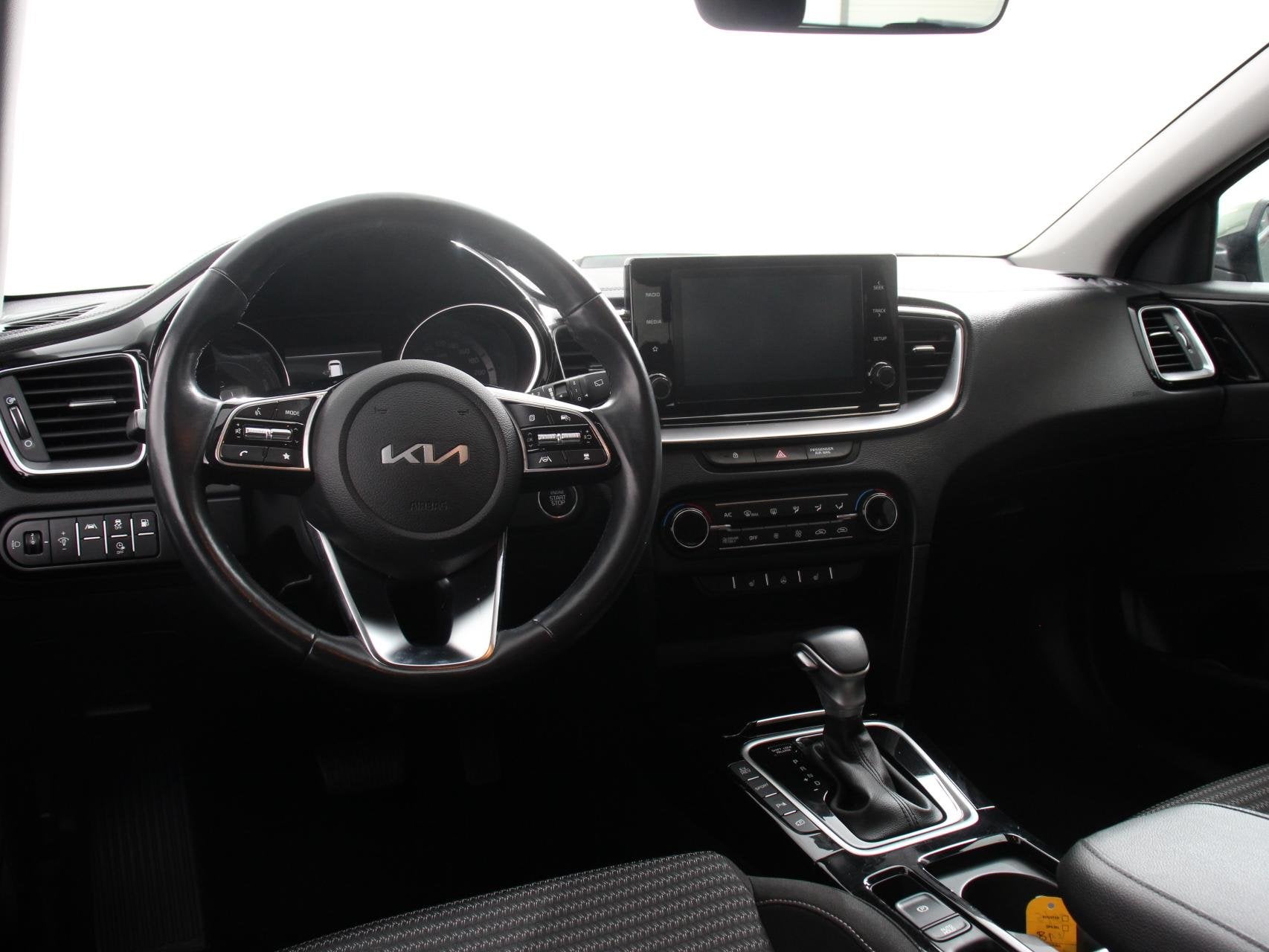 Kia Ceed Sportswagon 1.6 GDI PHEV DynamicLine Automaat Clima, Stof, Gebruikt, Plug-in hybride, 1508 kg