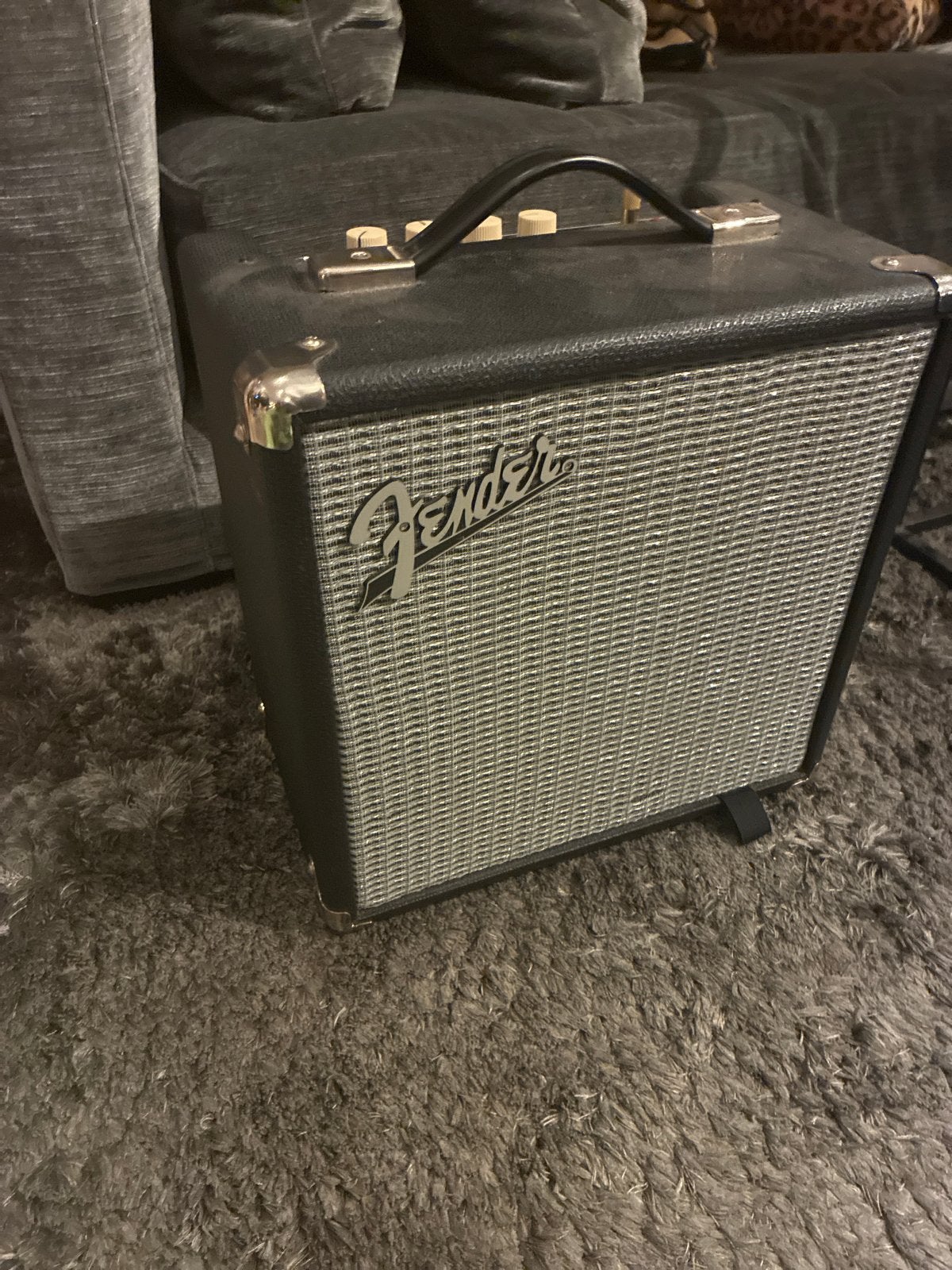 Fender Rumble 15 basgitaarversterker, Muziek en Instrumenten, Ophalen of Verzenden, Zo goed als nieuw, Basgitaar, Minder dan 50 watt