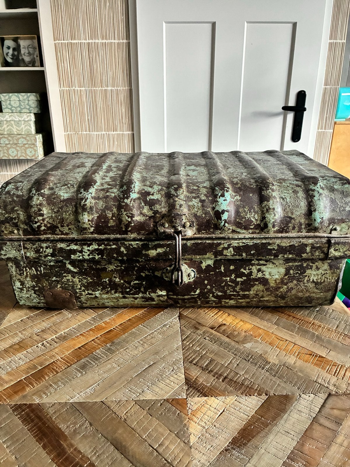Stalen decoratie koffer loods 5 - Vintage look, Ophalen, Gebruikt, 50 tot 100 cm, Metaal
