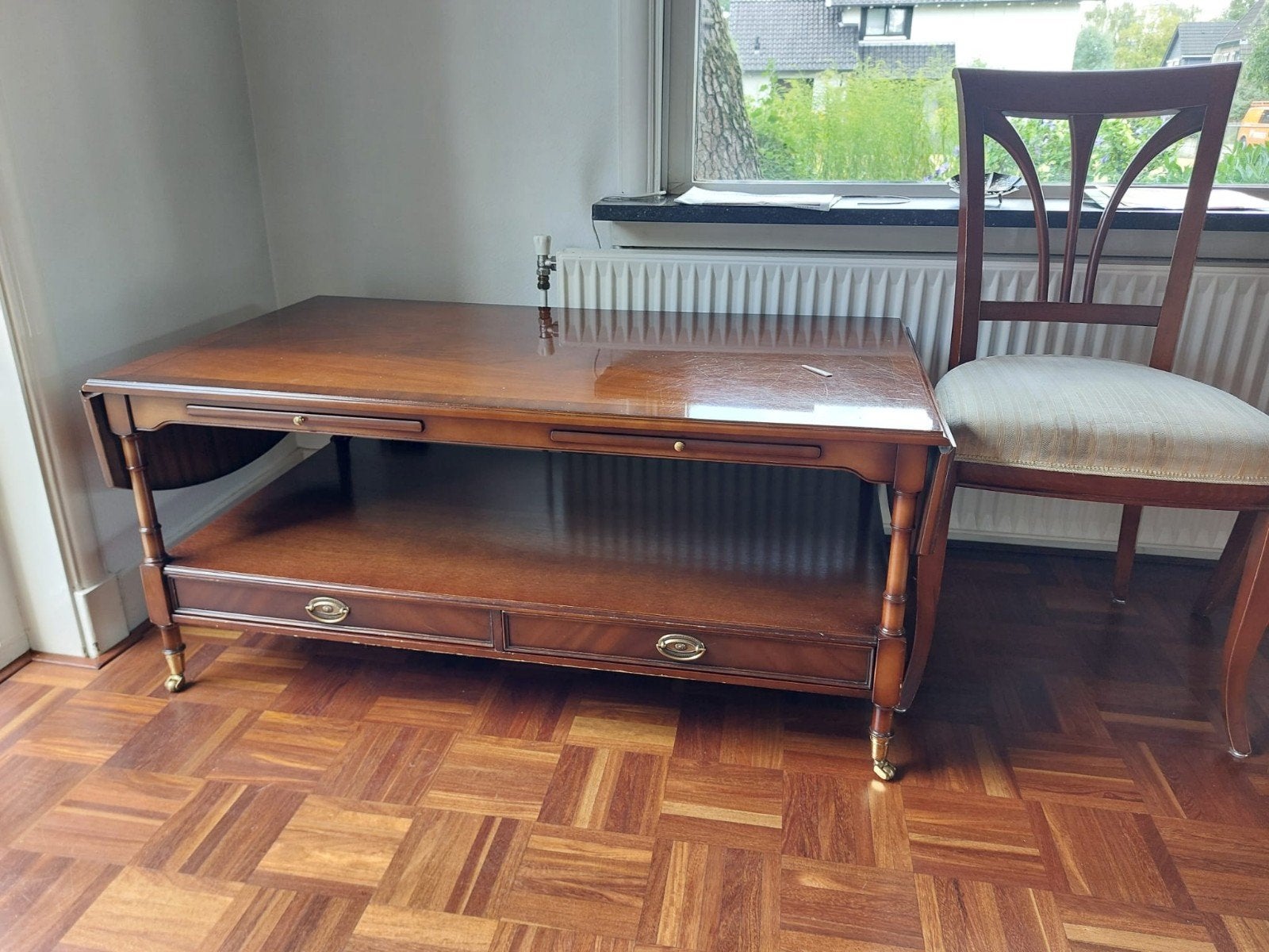 Uitschuifbare kersenhouten salontafel, Ophalen, Kersenhout, Klassiek
