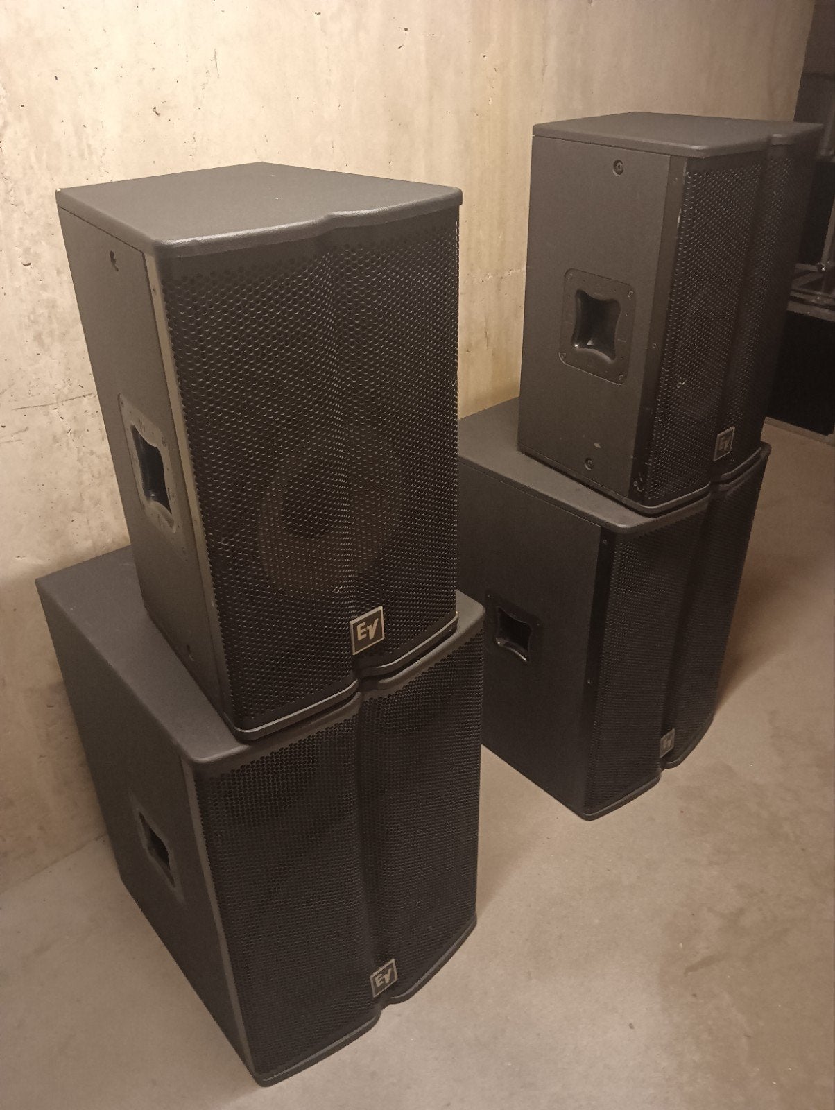 EV TX1122 Topkasten en TX1181 Subwoofers -  met hoezen, Audio, Tv en Foto, Speakerset, Ophalen, 150 watt of meer, Overige merken