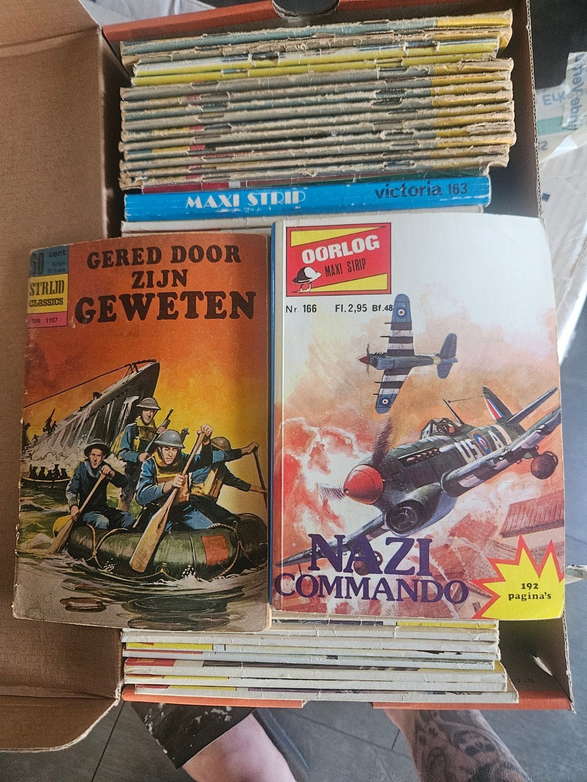 Grote collectie Maxi Strip en Strijd Classics stripboeken, Meerdere stripboeken, Ophalen of Verzenden, Gelezen