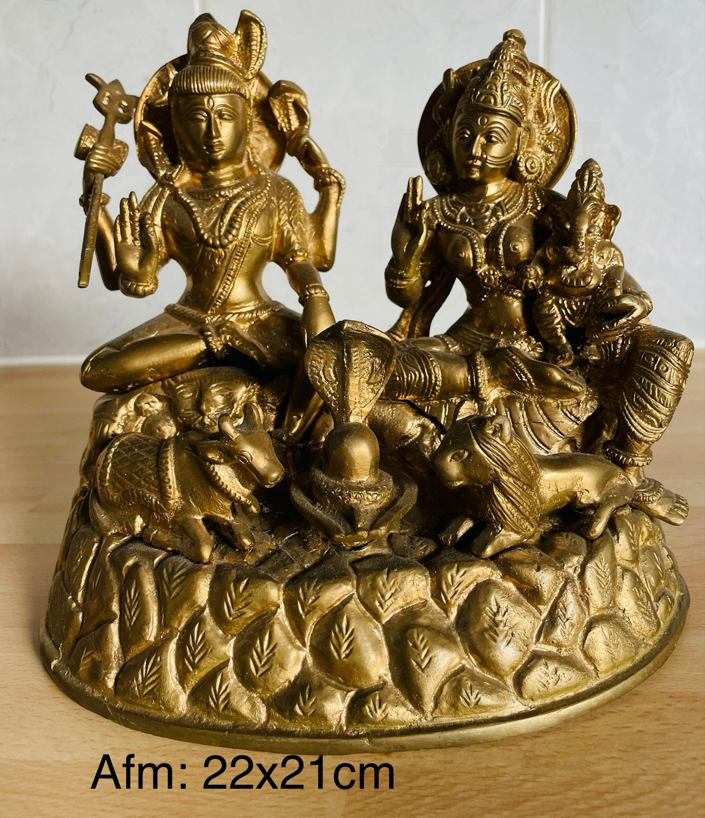 Gedetailleerd Gouden Shiva Familie Beeld - 22x21cm, Ophalen of Verzenden, 20 - 50 cm, Beeld, Goud