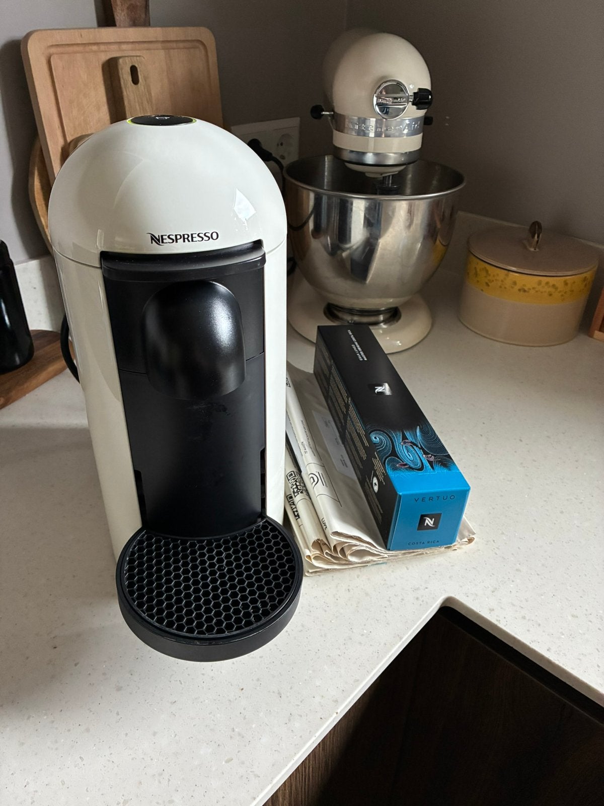 Nespresso Vertuo Plus, Ophalen, Gebruikt, Koffiemachine, 1 kopje