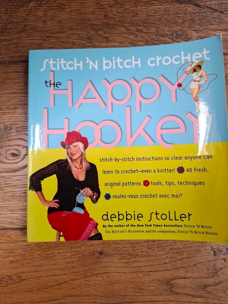 Happy hooker gaaf vintage haakboek, Hobby en Vrije tijd, Ophalen of Verzenden, Gebruikt, Haken, Patroon of Boek
