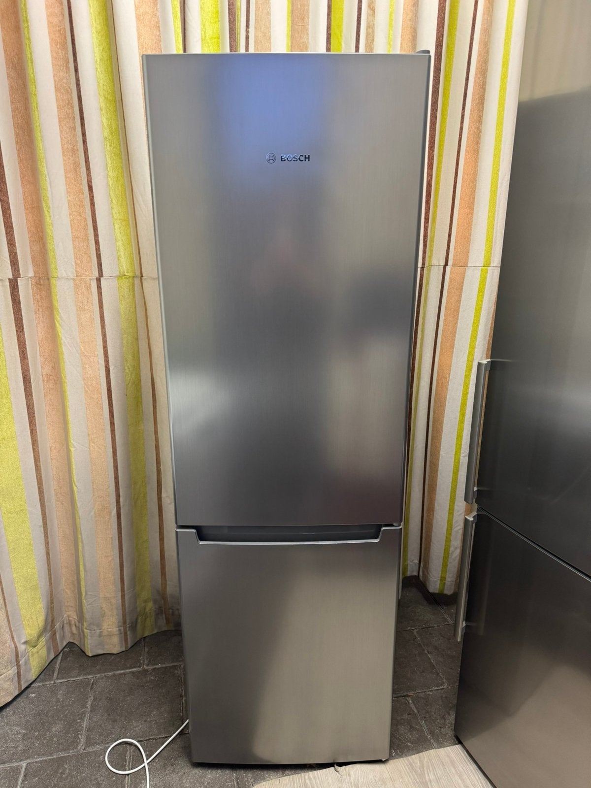 Bosch KoelVriescombinatie | NoFrost | Schoon | Werkt Super, Witgoed en Apparatuur, Ophalen, Gebruikt, 200 liter of meer, Met aparte vriezer
