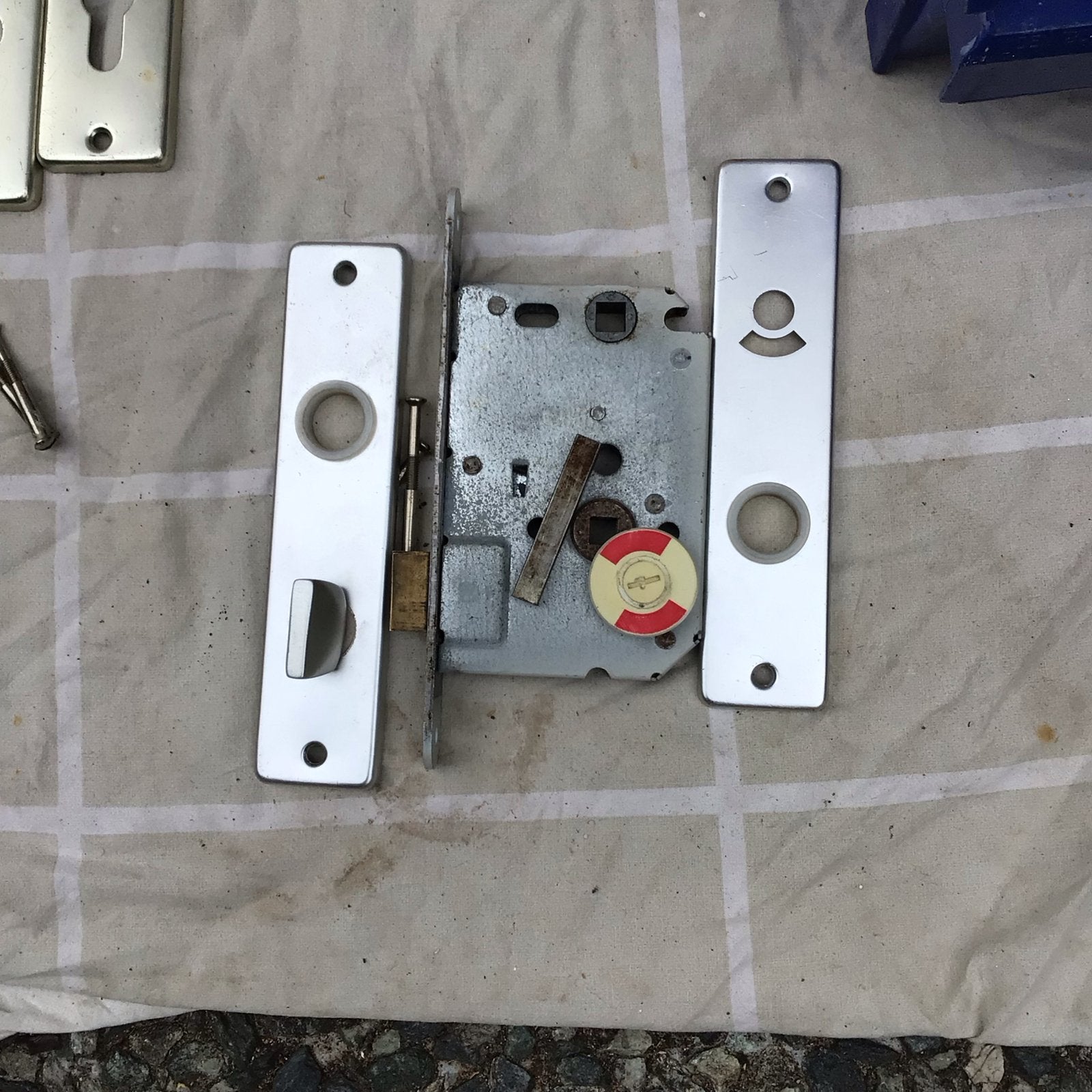 Diverse sloten en deurbeslag - Gebruikt, Doe-het-zelf en Verbouw, Hang- en Sluitwerk, Ophalen of Verzenden, Gebruikt, Rvs, Klink of Kruk