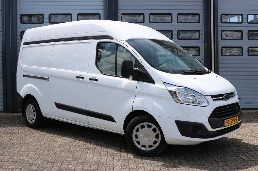 Ford Transit Custom 330 2.2 TDCI L2H2 Trend Leder Airco T-ha, Auto's, Voorwielaandrijving, Euro 5, Gebruikt, Zwart