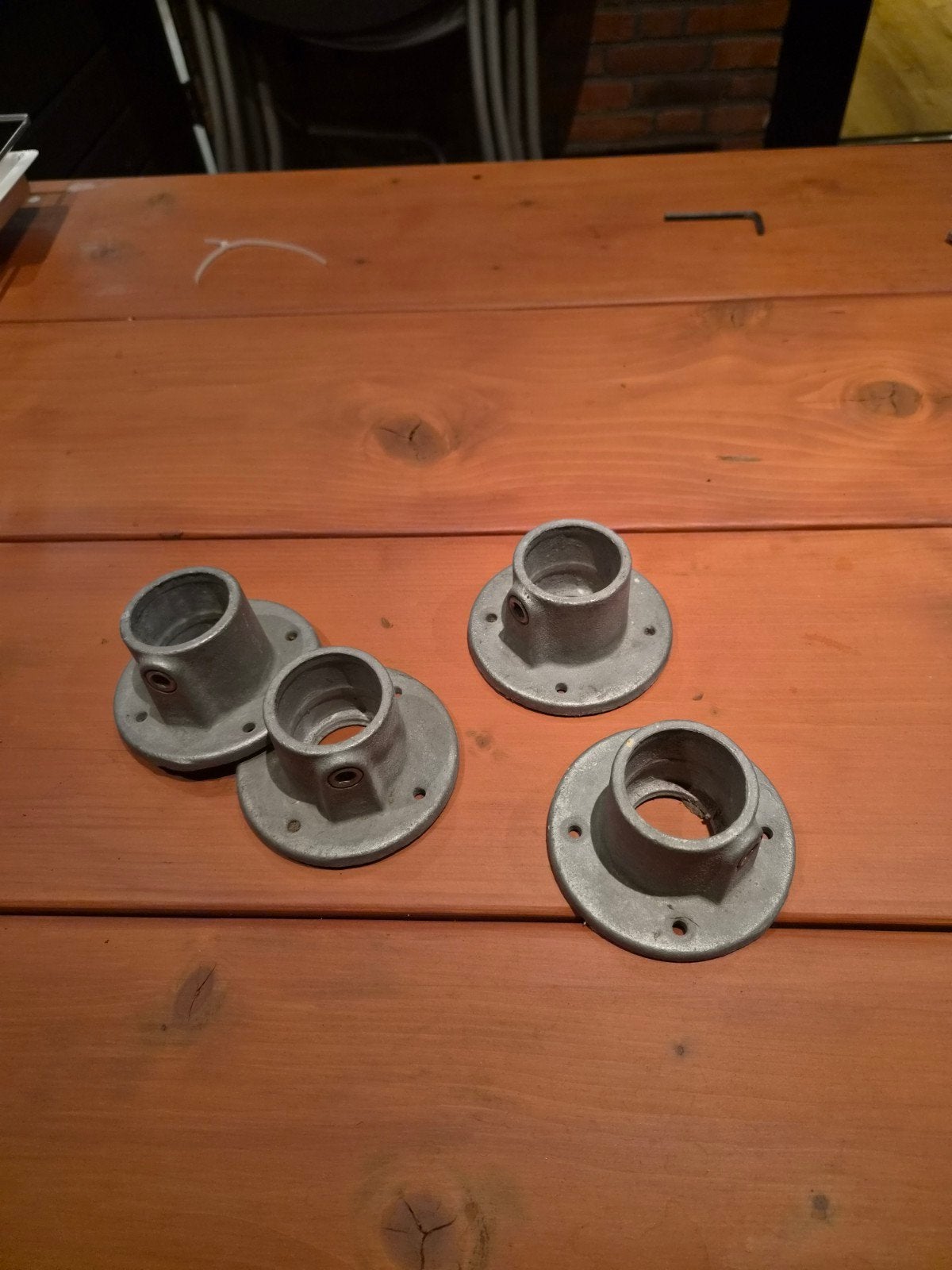 4x Steigerbuis Voet Rond voor 48,3mm Steigerbuizen, Ophalen of Verzenden, Gebruikt