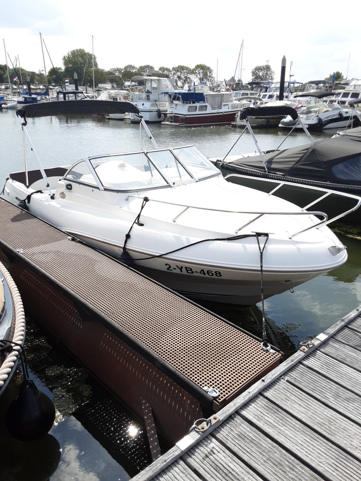 Quicksilver Flamingo 620, Watersport en Boten, Speedboten, Ophalen, Binnenboordmotor, 120 tot 200 pk, Zo goed als nieuw