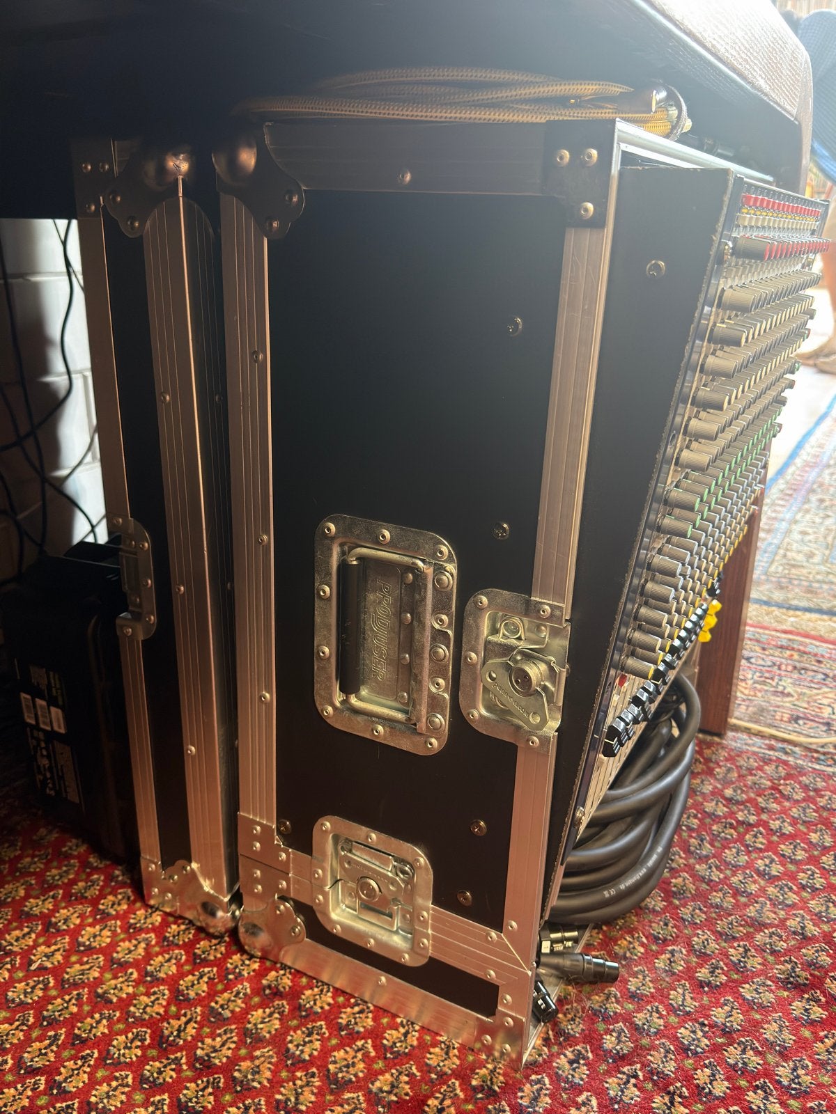 Soundcraft GB2R Mengpaneel + flight case, Muziek en Instrumenten, Mengpanelen, Ophalen, Gebruikt, 10 tot 20 kanalen, Microfooningang