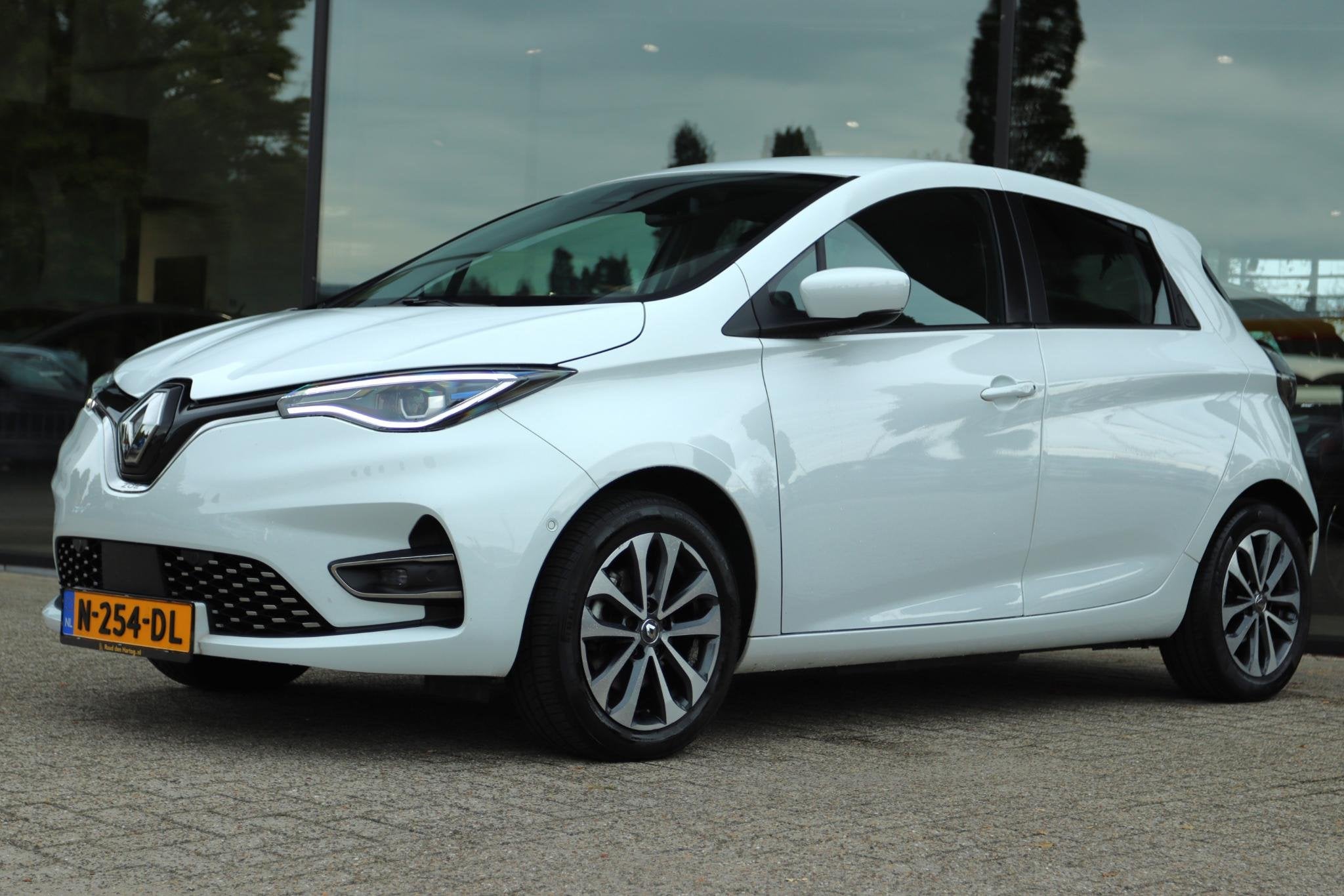 RENAULT ZOE R135 INTENS 52KWH SOH 92.4% | KOOPACCU | CARPLAY, Auto's, 136 pk, Gebruikt, Wit, Origineel Nederlands