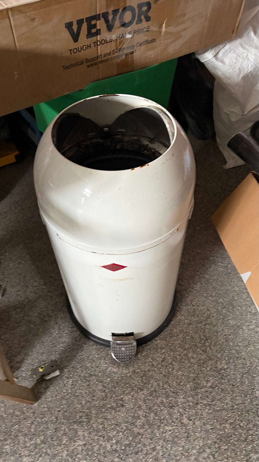 Wesco vuilnisbak defect - voor onderdelen of reparatie, Ophalen, 50 – 75, Gebruikt, Met pedaal