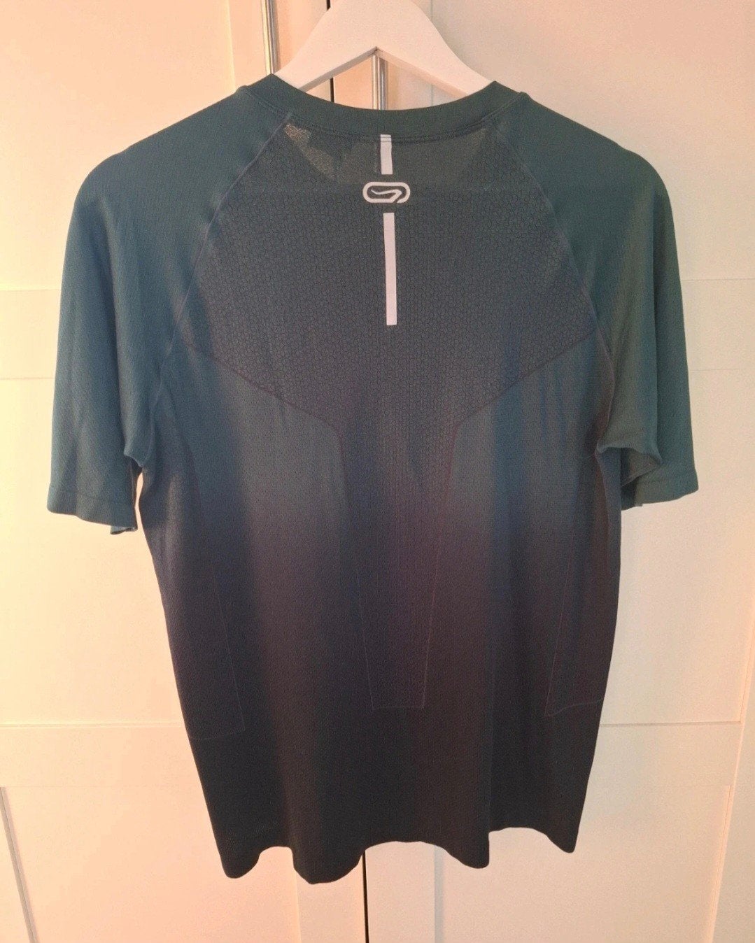 Kalenji Mannen Sport Shirt Groen Zwart Maat L, Kleding | Heren, Sportkleding, Maat 52/54 (L), Kalenji, Ophalen of Verzenden, Hardlopen of Fietsen