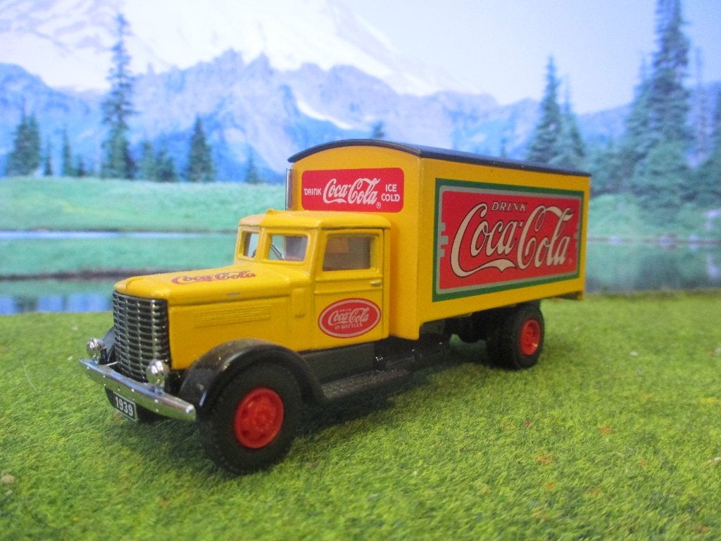 1:64 1939 Peterbilt 260 COCA ~ COLA, Ophalen of Verzenden, Nieuw, Auto