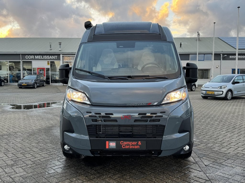 LMC Innovan 600 NU 8500 EURO KORTING!!!, Caravans en Kamperen, Automaat, Buscamper of Camperbus, Ringverwarming, Verwarmde buitenspiegels