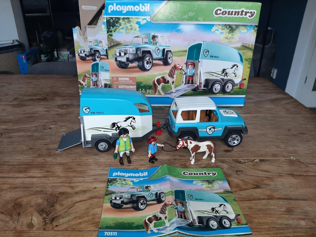 Zgan playmobil 70511 auto met paardentrailer, Ophalen of Verzenden, Zo goed als nieuw, Complete set