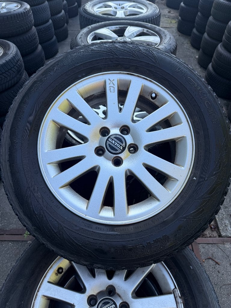 Wintersets Volvo XC90 2003/2014, 17''/18'' zie advertentie, Ophalen, Gebruikt, ., 17 inch