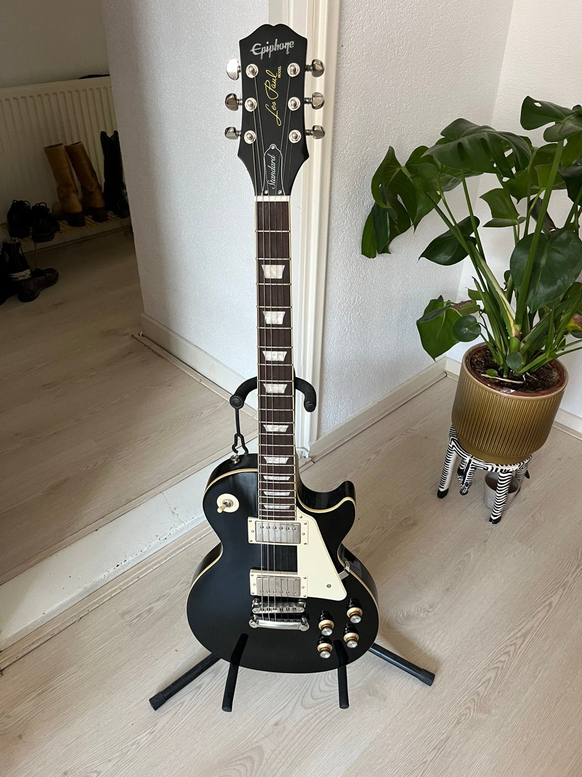 Epiphone Les paul, Ophalen of Verzenden, Zo goed als nieuw, Solid body, Epiphone